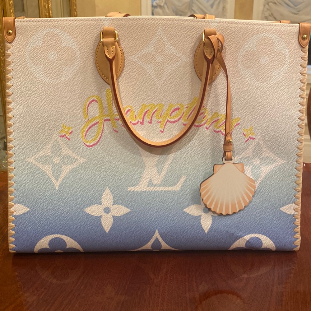 Louis Vuitton Hamptons raffia 2022 tote